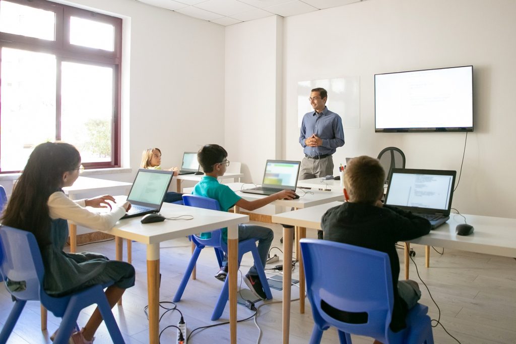 E-Learning Platform India: Revolutionizing Education Access E-Learning Platform India: Revolutionizing Education Access